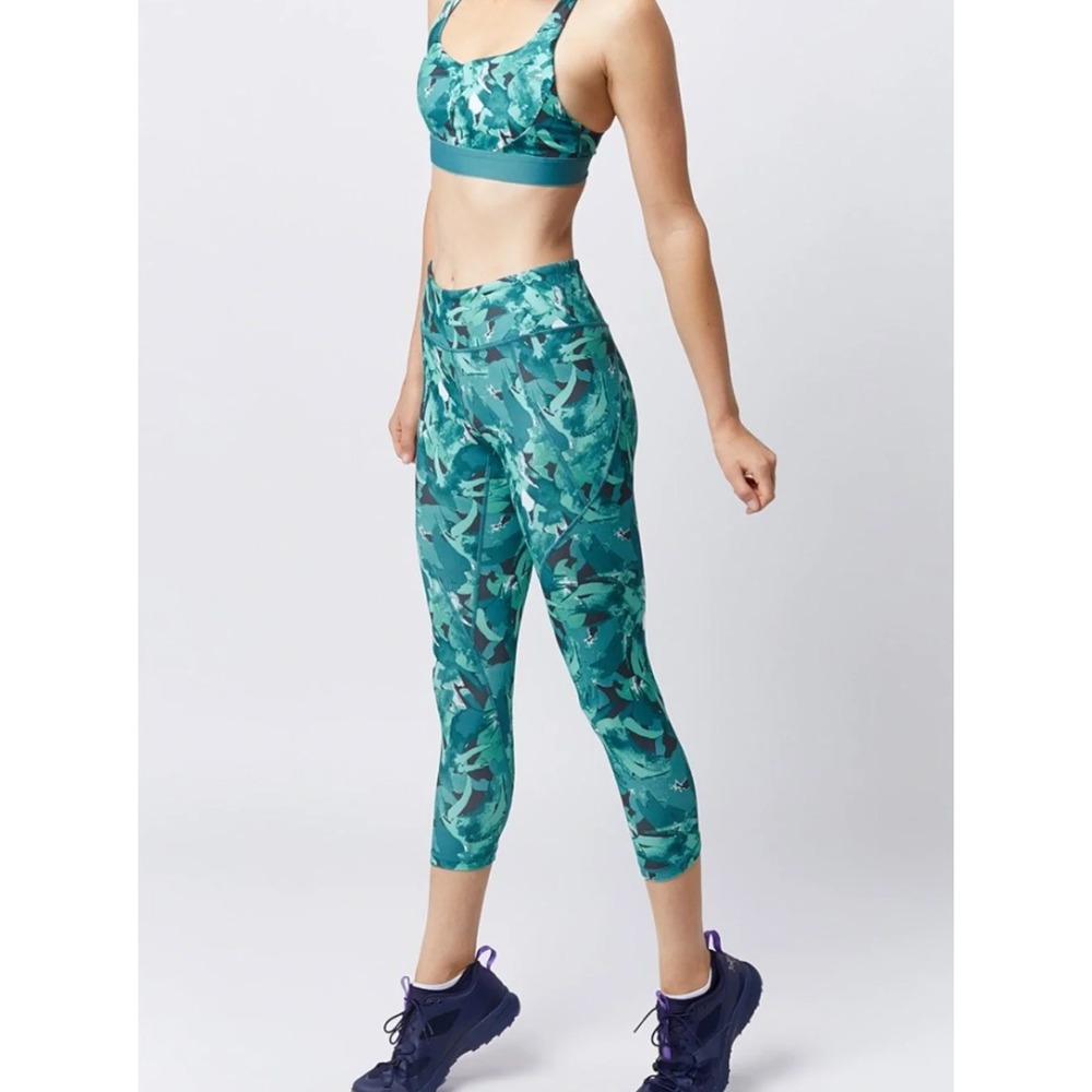 Patagonia Womens Teal Abstract Print Sports Bra and Cropped Leggings Set Small - Picture 4 of 14